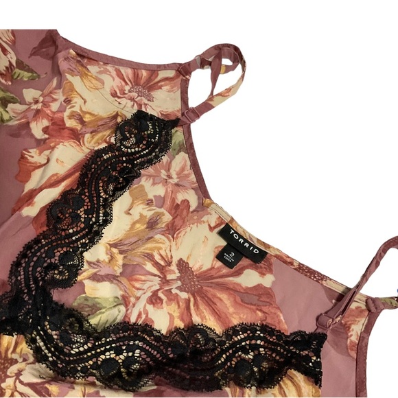 Torrid Chablis Lace Trim Cami Camisole W/ Black Lace V Neck Women’s 12 - Picture 9 of 14